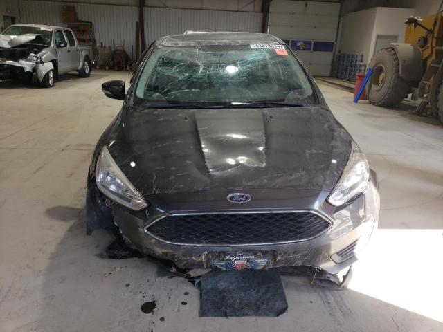 1FADP3F23HL228873 - 2017 FORD FOCUS SE GRAY photo 5