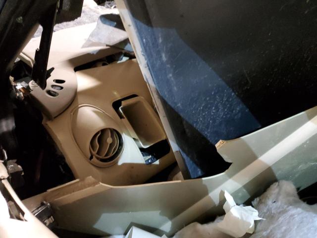 1G8AJ52F73Z152755 - 2003 SATURN ION LEVEL 2 GOLD photo 9