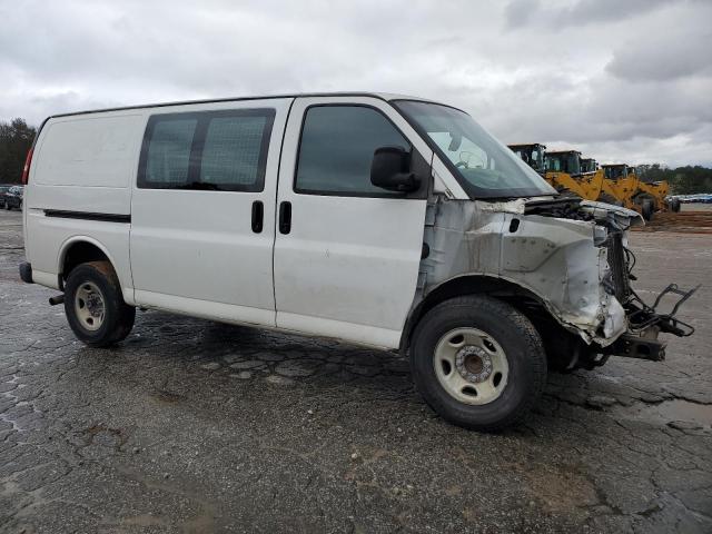 1GCWGFCA1E1192902 - 2014 CHEVROLET EXPRESS G2 WHITE photo 4