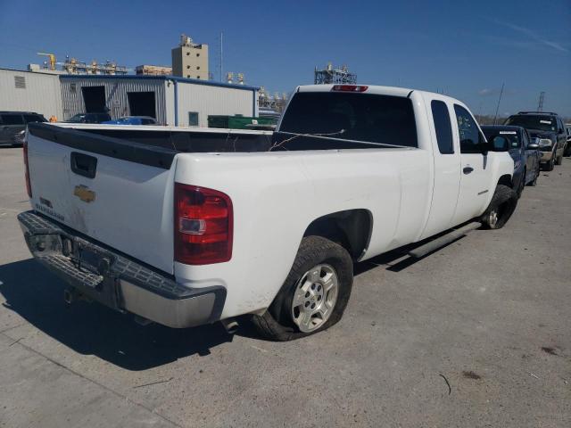 1GCRCPE01DZ259677 - 2013 CHEVROLET SILVERADO C1500 WHITE photo 3