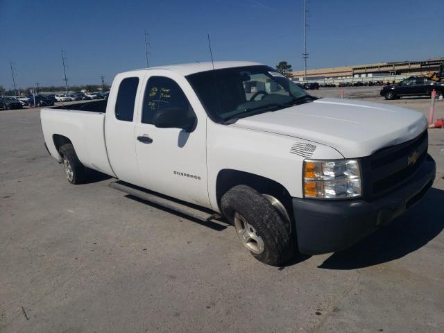 1GCRCPE01DZ259677 - 2013 CHEVROLET SILVERADO C1500 WHITE photo 4