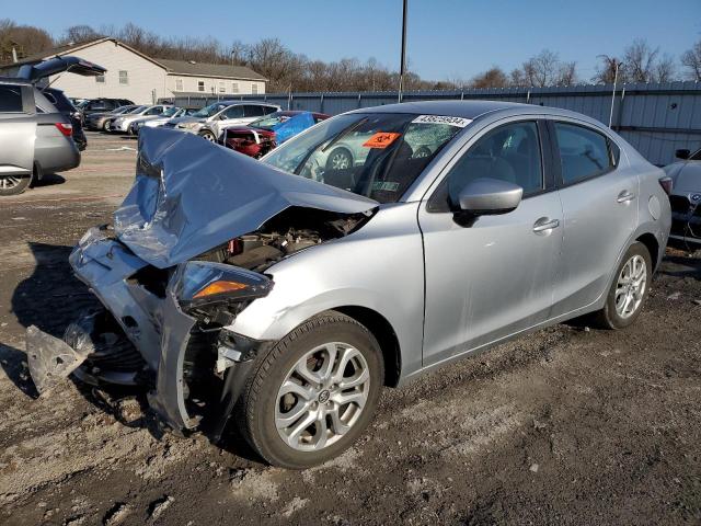 3MYDLBYV4JY313016 - 2018 TOYOTA YARIS IA SILVER photo 1