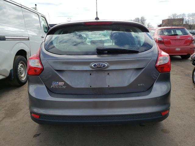 1FAHP3M23CL193359 - 2012 FORD FOCUS SEL GRAY photo 6