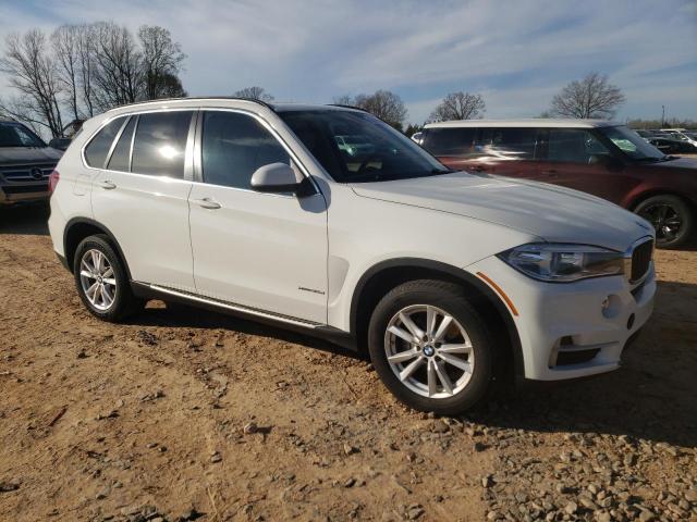 5UXKS4C50F0J98751 - 2015 BMW X5 XDRIVE35D WHITE photo 4