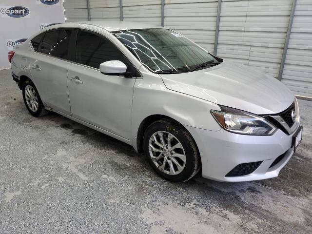 3N1AB7AP8JL625613 - 2018 NISSAN SENTRA S SILVER photo 4