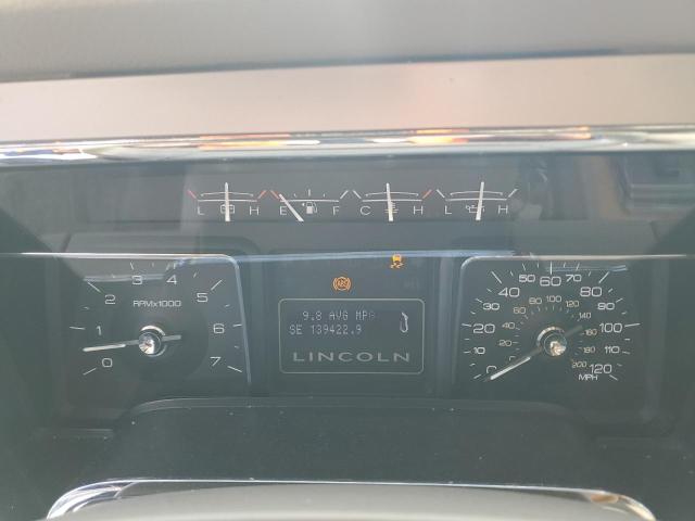 5LMJJ2J59AEJ03261 - 2010 LINCOLN NAVIGATOR შავი ფოტო 9