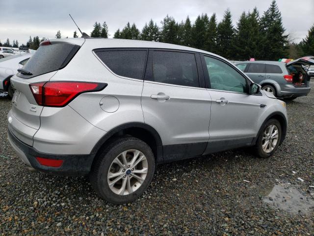 1FMCU0GD1KUC34522 - 2019 FORD ESCAPE SE SILVER photo 3