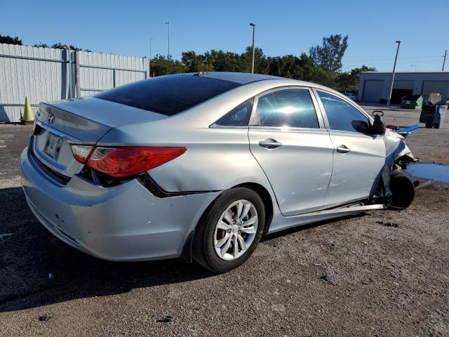 5NPEB4AC3CH374352 - 2012 HYUNDAI SONATA GLS SILVER photo 3