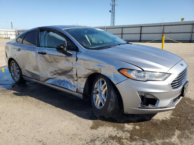 3FA6P0HD7LR171691 - 2020 FORD FUSION SE SILVER photo 4