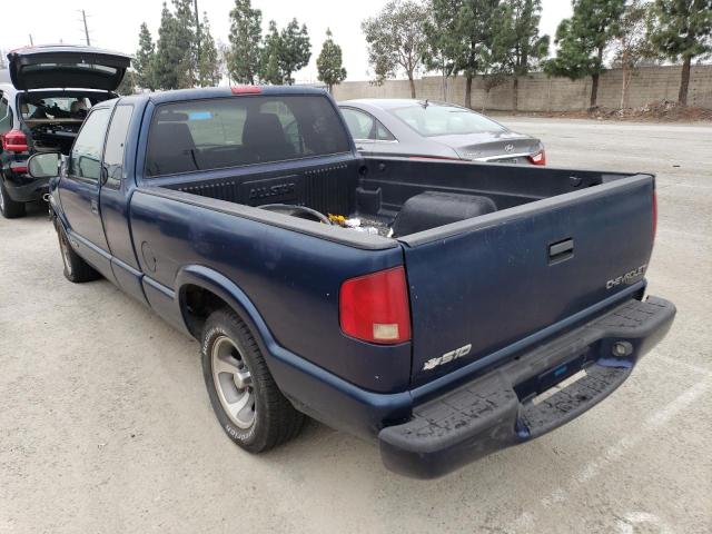 1GCCS19W728219286 - 2002 CHEVROLET S TRUCK S10 BLUE photo 2