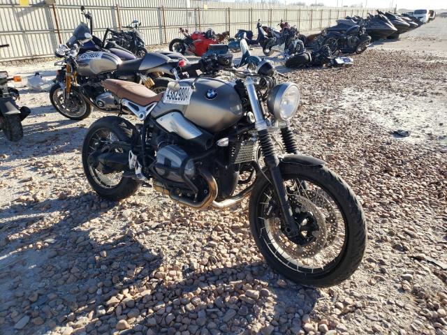 WB10J3304HZ793916 - 2017 BMW R NINE T SCRAMBLER SILVER photo 1