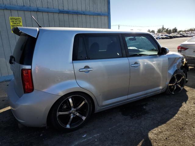 JTLKE50EX81015666 - 2008 TOYOTA SCION XB 银色 照片 3