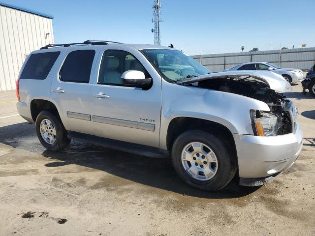 1GNSKBE06BR342212 - 2011 CHEVROLET TAHOE K1500 LT SILVER photo 4