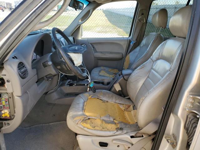 1J4GK38K23W509454 - 2003 JEEP LIBERTY RENEGADE SILVER photo 7