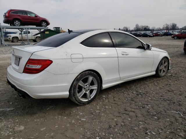 WDDGJ4HB9DG062489 - 2013 MERCEDES-BENZ C 250 WHITE photo 3