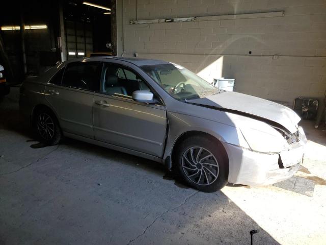 1HGCM56855A065652 - 2005 HONDA ACCORD EX SILVER photo 4