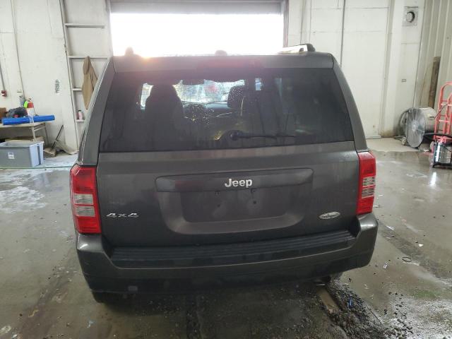 1C4NJRFB3FD176705 - 2015 JEEP PATRIOT LATITUDE GRAY photo 6