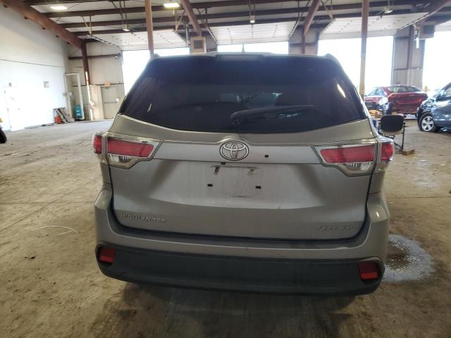 5TDJKRFH7FS129164 - 2015 TOYOTA HIGHLANDER XLE SILVER photo 6