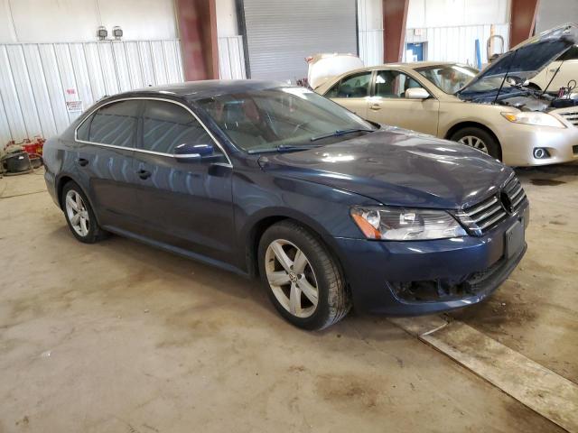 1VWBN7A32DC057345 - 2013 VOLKSWAGEN PASSAT SE BLUE photo 4