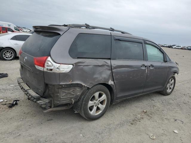 5TDKK3DC5DS381145 - 2013 TOYOTA SIENNA LE GRAY photo 3