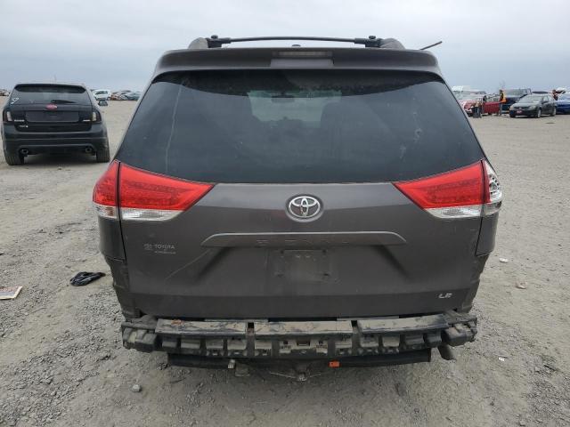 5TDKK3DC5DS381145 - 2013 TOYOTA SIENNA LE GRAY photo 6