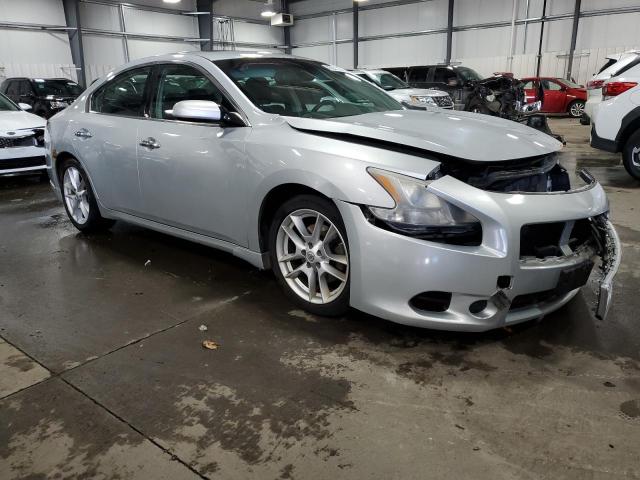 1N4AA51E19C846597 - 2009 NISSAN MAXIMA S SILVER photo 4