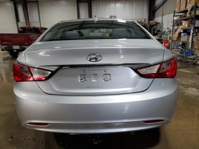 5NPEB4AC1BH030050 - 2011 HYUNDAI SONATA GLS SILVER photo 6