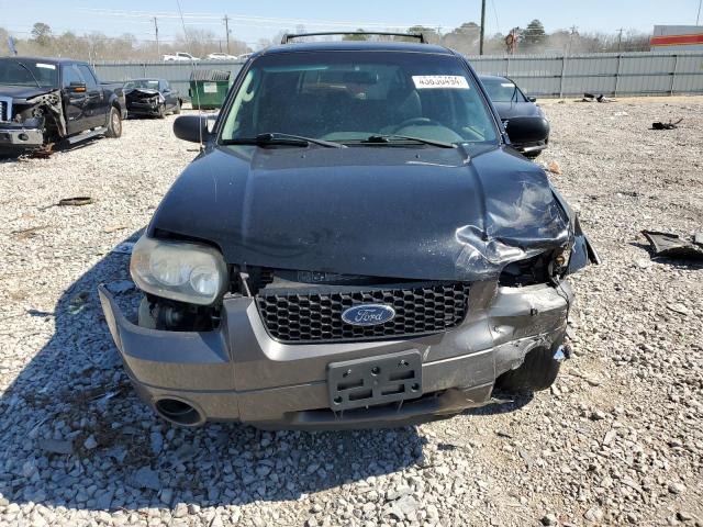 1FMYU03106KA09074 - 2006 FORD ESCAPE XLT BLACK photo 5