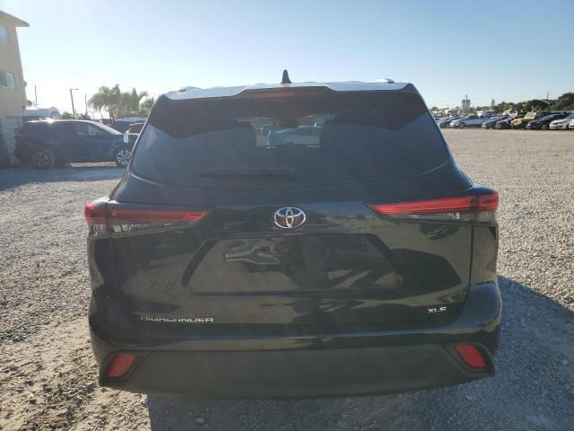 5TDGZRAH6MS072000 - 2021 TOYOTA HIGHLANDER XLE BLACK photo 6