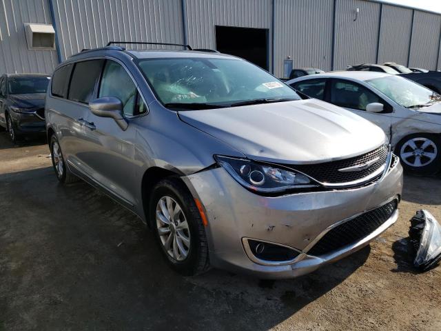 2C4RC1BG9KR560400 - 2019 CHRYSLER PACIFICA TOURING L SILVER photo 4