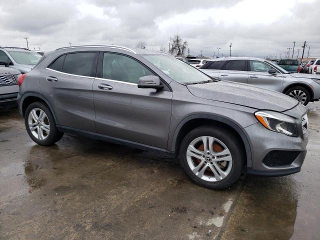 WDCTG4EB5LJ673109 - 2020 MERCEDES-BENZ GLA 250 GRAY photo 4