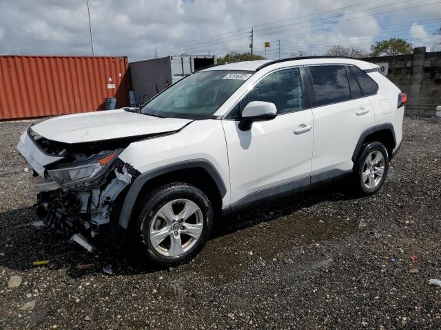 2T3W1RFV0LC051434 - 2020 TOYOTA RAV4 XLE WHITE photo 1