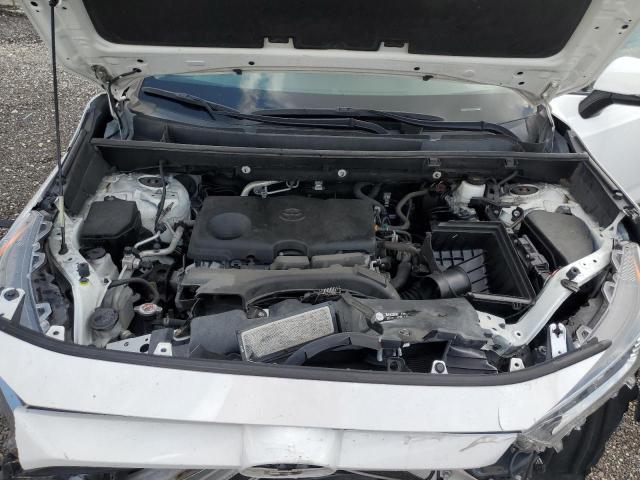 2T3W1RFV0LC051434 - 2020 TOYOTA RAV4 XLE WHITE photo 11