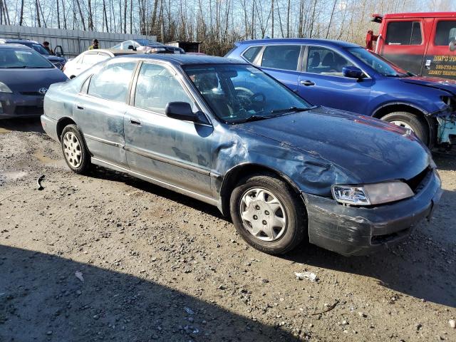 1HGCD5631VA009843 - 1997 HONDA ACCORD LX BLUE photo 4