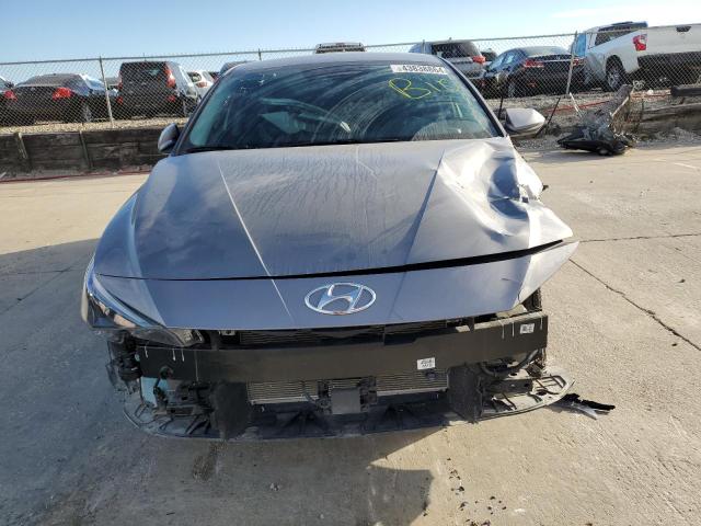 KMHLS4AG1PU596650 - 2023 HYUNDAI ELANTRA SEL GRAY photo 5