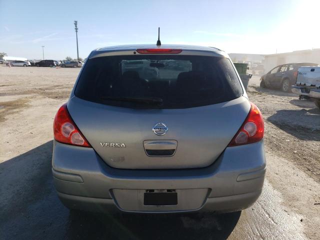 3N1BC13E09L394969 - 2009 NISSAN VERSA S SILVER photo 6