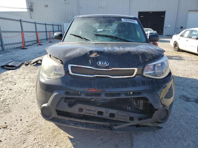 KNDJN2A23G7847405 - 2016 KIA SOUL BLACK photo 5