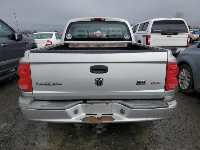 1D7HW48N56S639650 - 2006 DODGE DAKOTA QUAD SLT SILVER photo 6