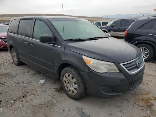 2C4RVAAG1CR390532 - 2012 VOLKSWAGEN ROUTAN S GRAY photo 4