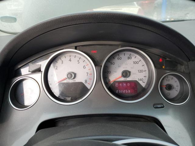 2C4RVAAG1CR390532 - 2012 VOLKSWAGEN ROUTAN S GRAY photo 9