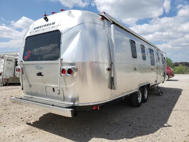 1STVBYT21JJ541759 - 2018 AIRS AIRSTREAM SILVER photo 4