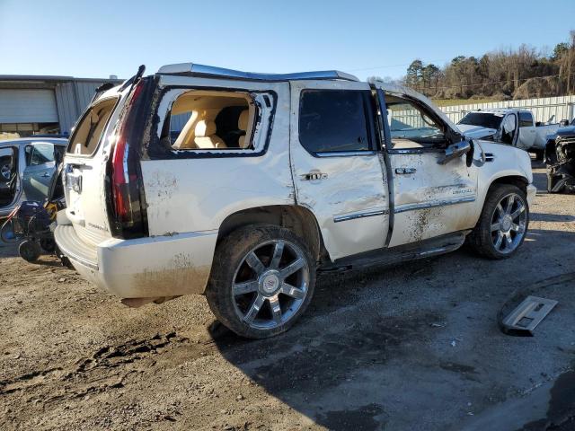 1GYFK63838R179323 - 2008 CADILLAC ESCALADE LUXURY WHITE photo 3