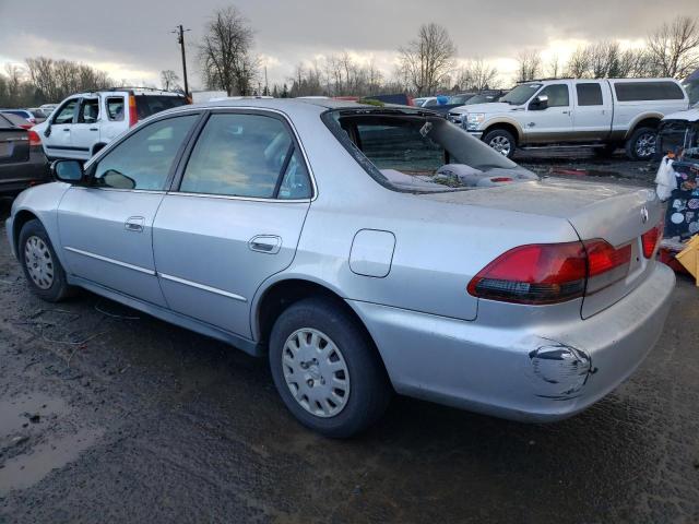 1HGCF86692A020347 - 2002 HONDA ACCORD VALUE SILVER photo 2