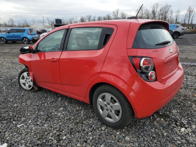 1G1JA6SG2F4182793 - 2015 CHEVROLET SONIC LS RED photo 2