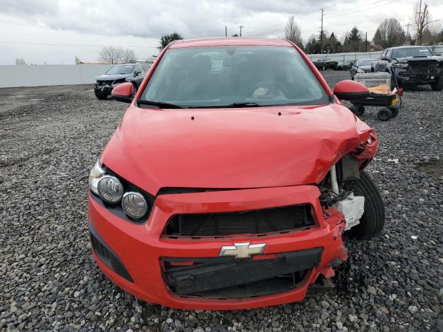 1G1JA6SG2F4182793 - 2015 CHEVROLET SONIC LS RED photo 5