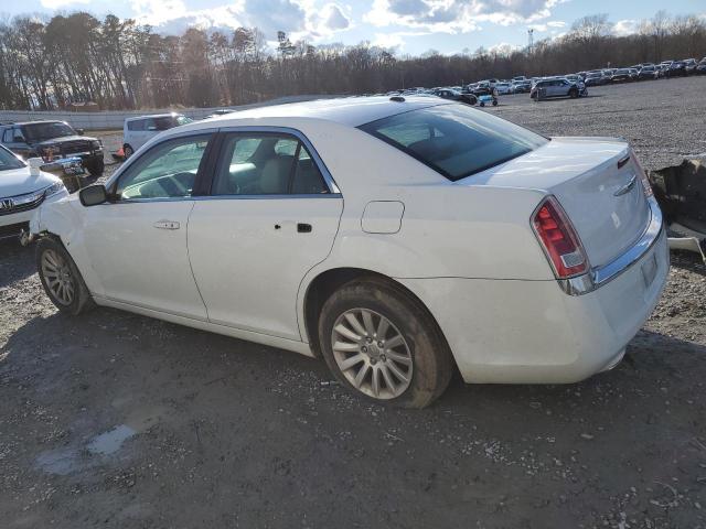 2C3CCAAG1EH373044 - 2014 CHRYSLER 300 WHITE photo 2