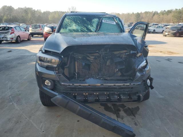 3TMCZ5AN8PM596430 - 2023 TOYOTA TACOMA DOUBLE CAB GRAY photo 5