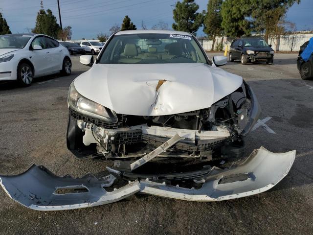 1HGCR2F31FA027082 - 2015 HONDA ACCORD LX WHITE photo 5