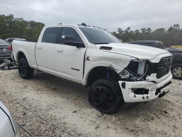 3C6UR5FL8NG149935 - 2022 RAM 2500 LARAMIE WHITE photo 4