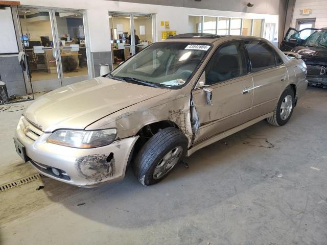 1HGCG16561A032451 - 2001 HONDA ACCORD EX GOLD photo 1